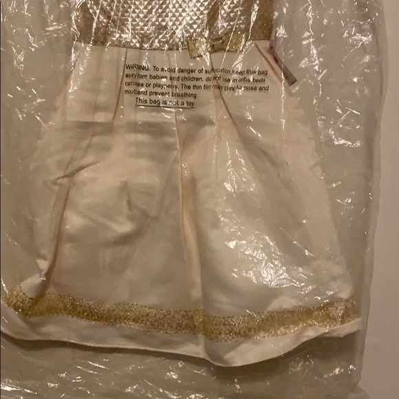 Good Dress - Picture 3 of 4